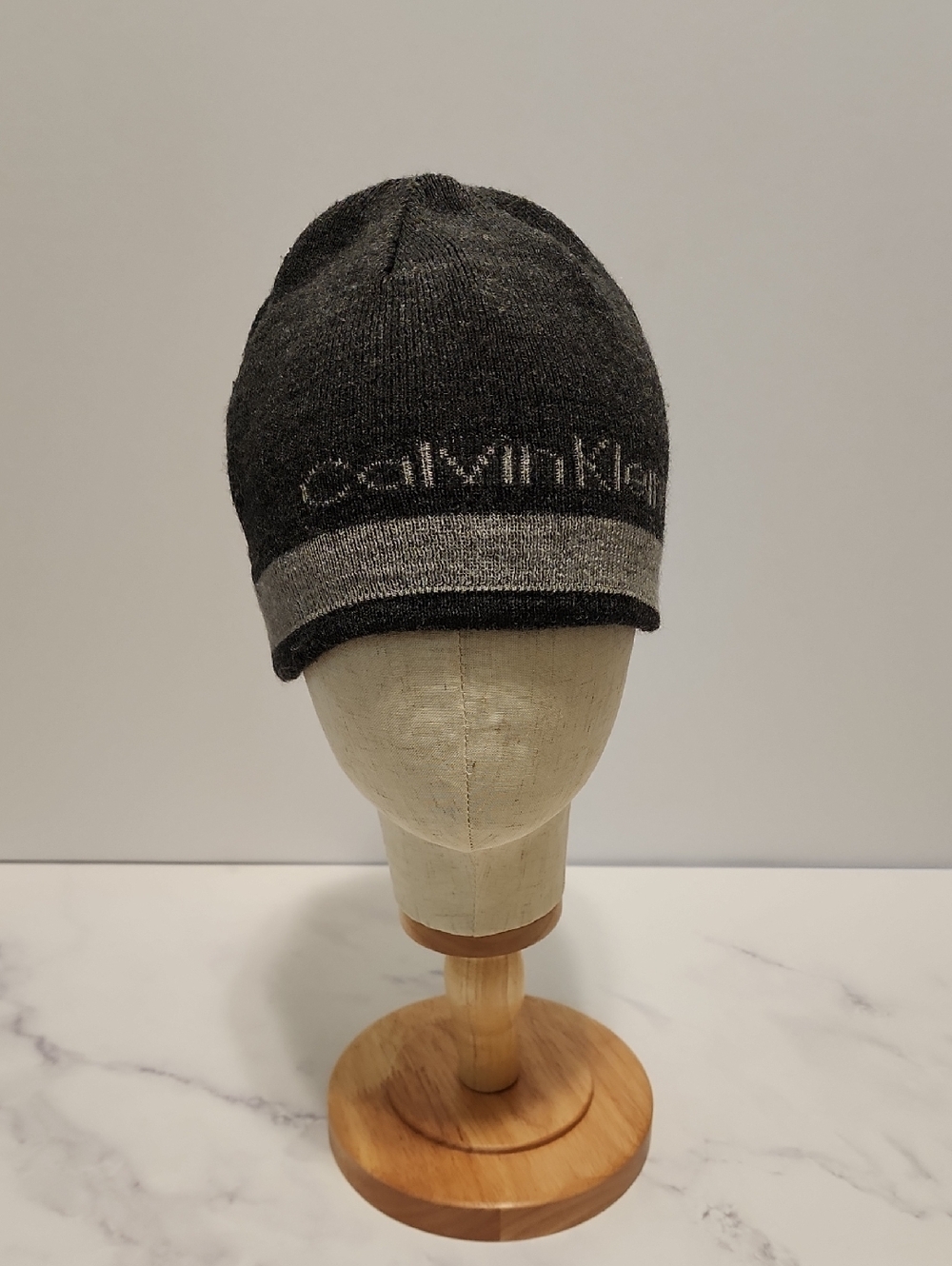 Calvin Klein Men's Gray & Black Winter Hat